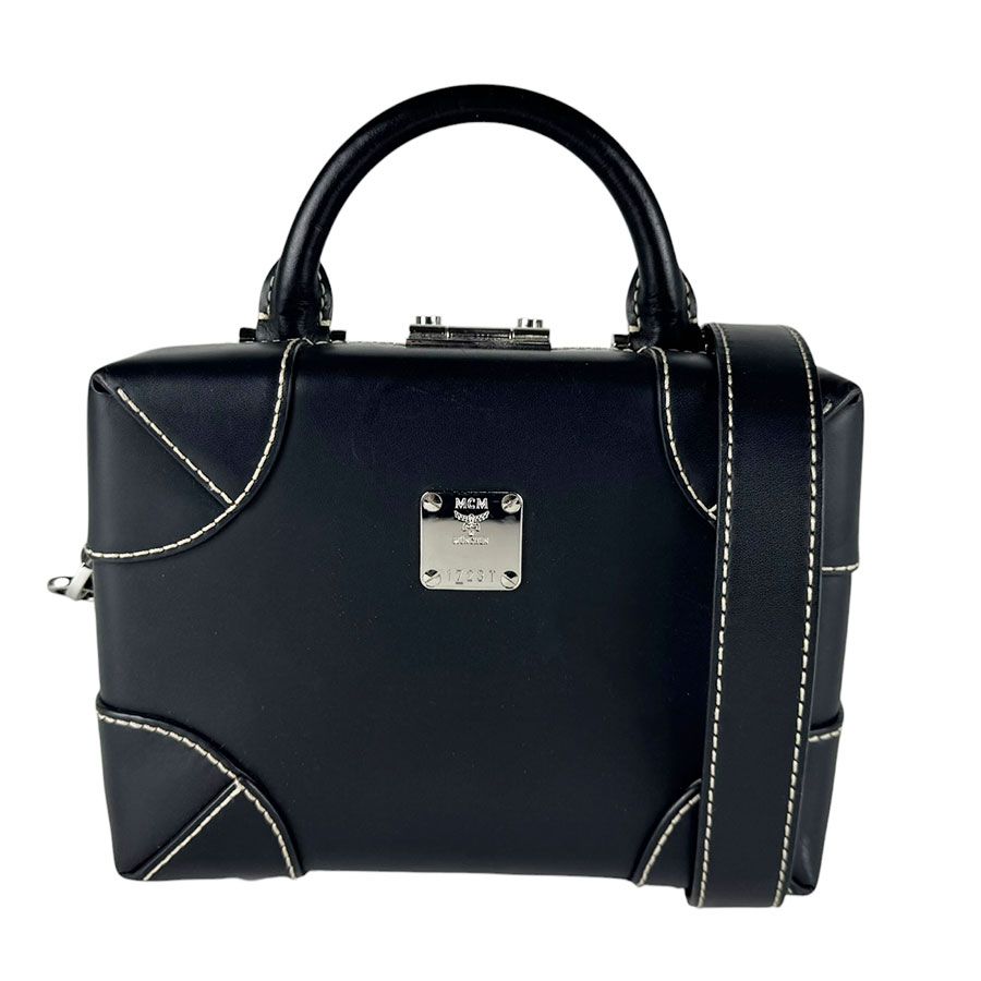 エム シー エム MCM ショルダーバッグ