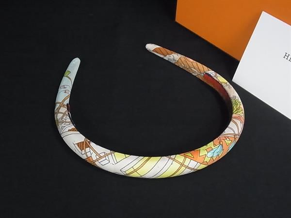■新品同様■ HERMES エルメス エルザ La Legende Du Cheval シルク100% カチューシャ ヘアアクセサリー オレンジ系 FZ4613