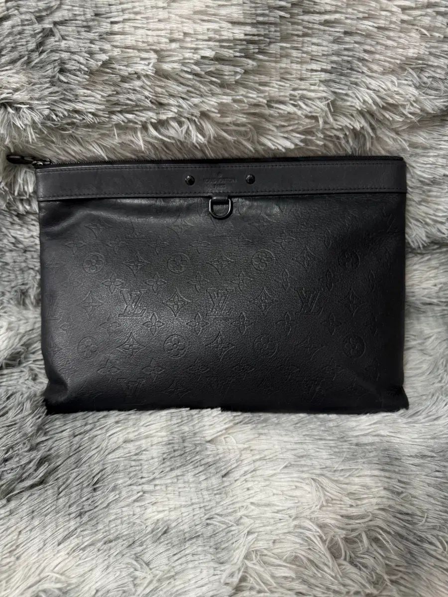 正規品 Louis Vuitton ルイヴィトン シャドウ クラッチバッグ