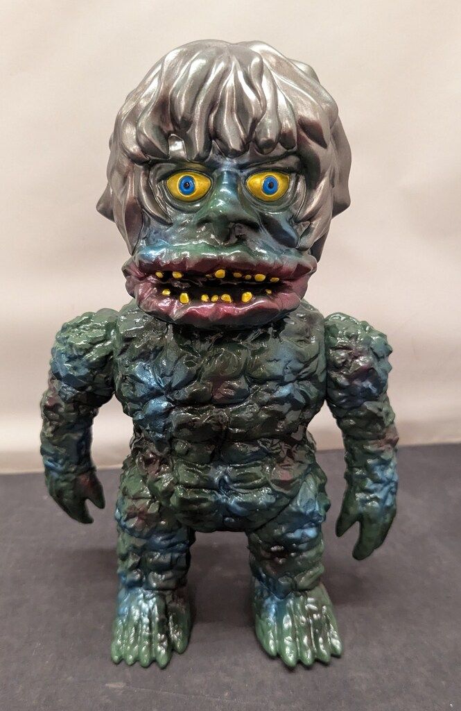 TARGET EARTH ロウブロウゴーレム LOWROW GOLEM(緑成型/銀髪)