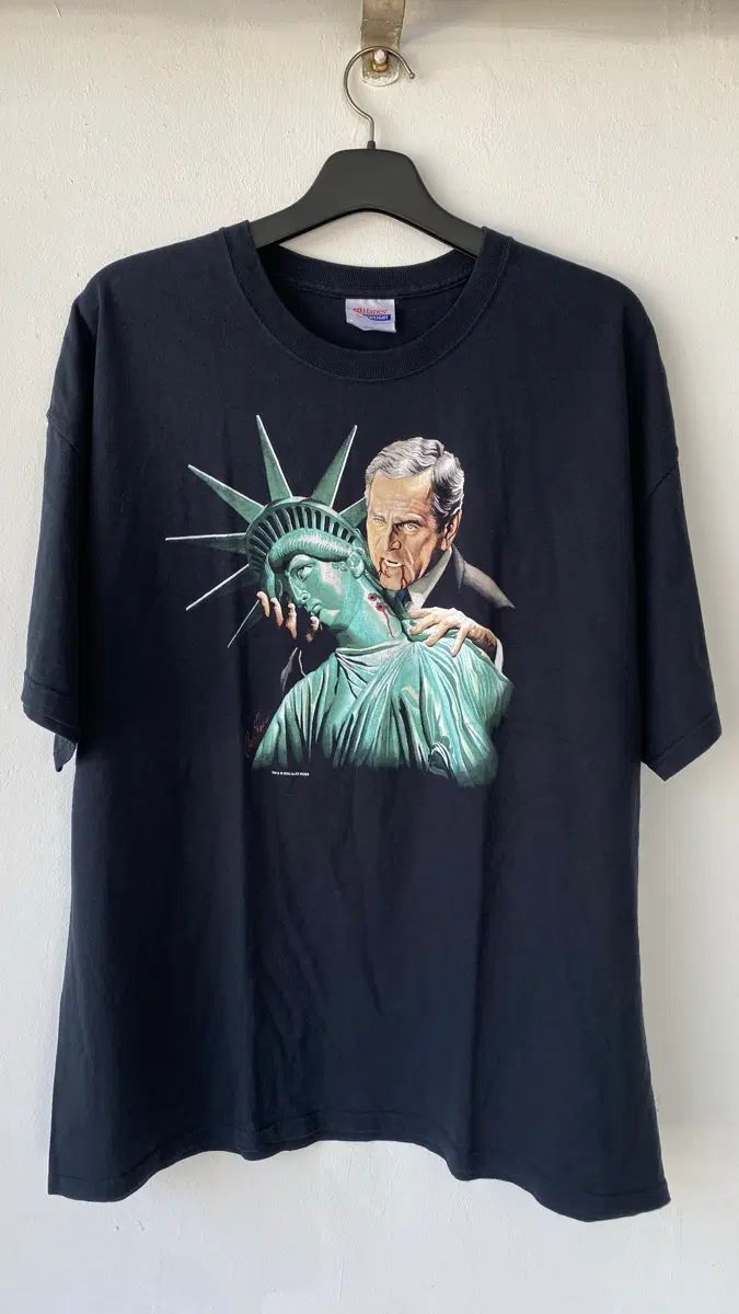 ヴィンテージ Alex Ross ジョージ・ブッシュ ヴァンパイア 自由の女神 Tシャツ 2XL