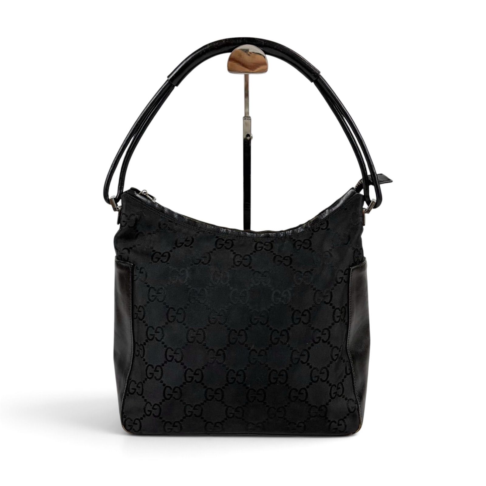 GUCCI GG Nylon Canvas Hobo Bag Black グッチ GGナイロンキャンバス　ホーボーバッグ　ワンショルダーバッグ