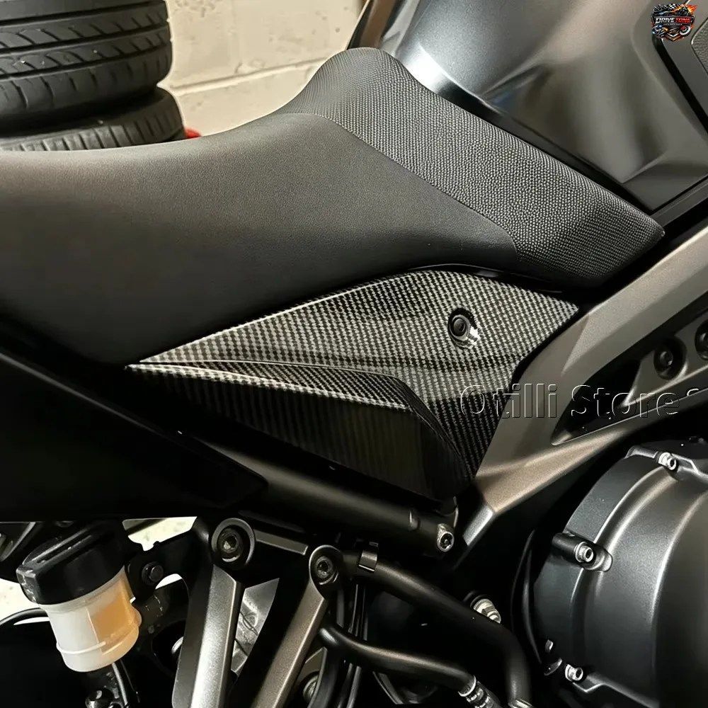 オートバイのラジエータークーラー ヤマハ MT-09 FZ-09 FZ09 MT09 2013