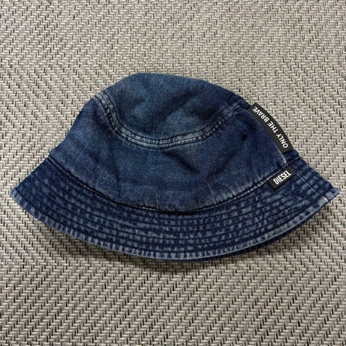 (58)DIESEL ウォッシュデニム バケットハット
