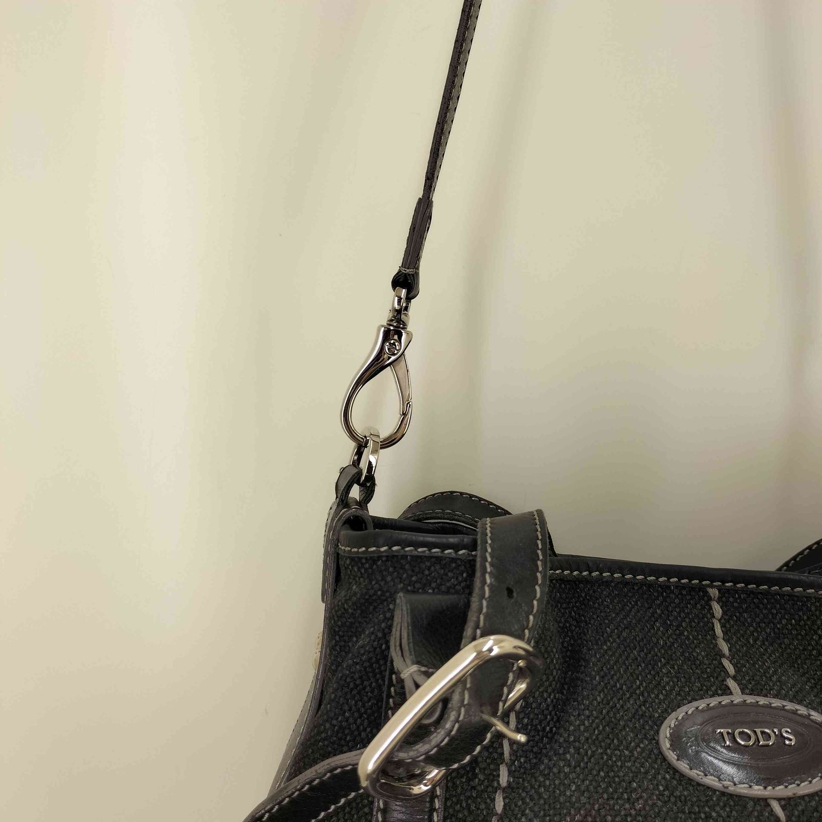 トッズ TOD’S ロゴ刻印 ウール 2WAY ショルダーバッグ レディース 表記無 トッズ TOD’S ロゴ刻印 ウール 2WAY ショルダーバッグ レディース 表記無