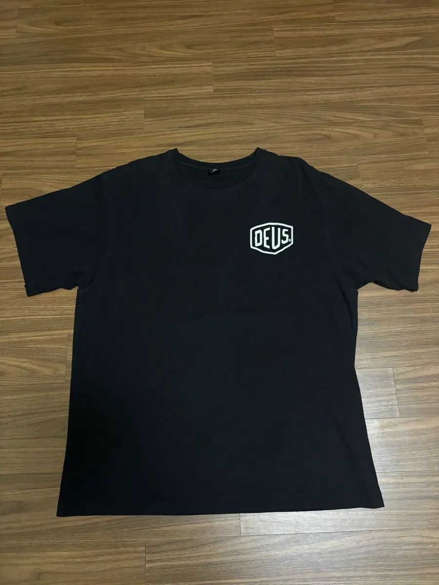 DEUS EX MACHINA ソウル Tシャツ ブラック 9,157円