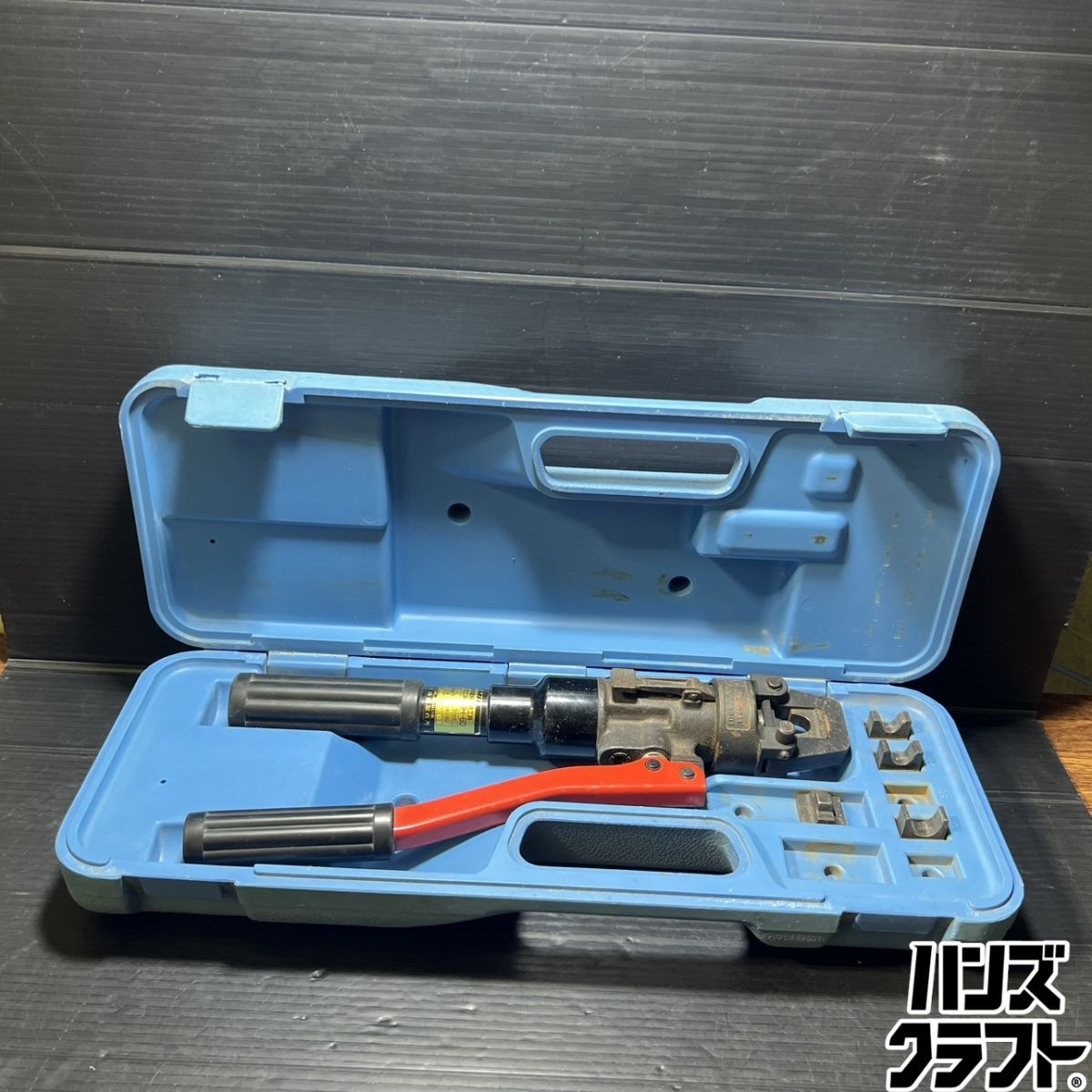 ▼ 【中古】 泉精器 イズミ 9H-60 油圧式圧着工具 ダイス、ケース付き