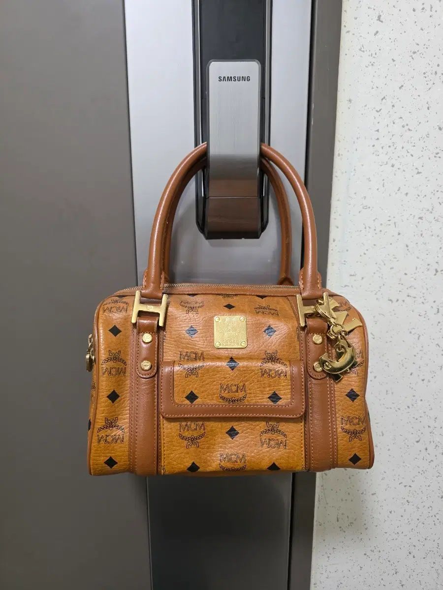 MCM ヴィセトス ボストンバッグ ブラウン