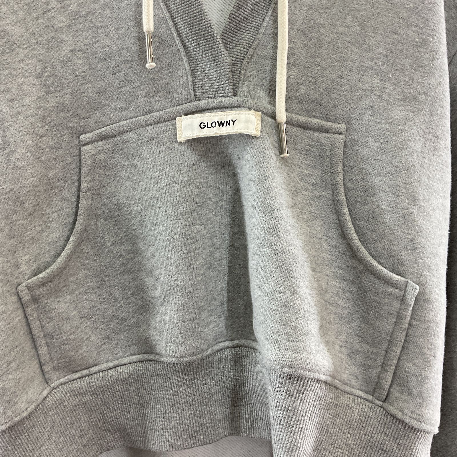 GLOWNY／グロウニー CIAO V CUT HOODIE 灰系 グレー サイズS 【YS0083 