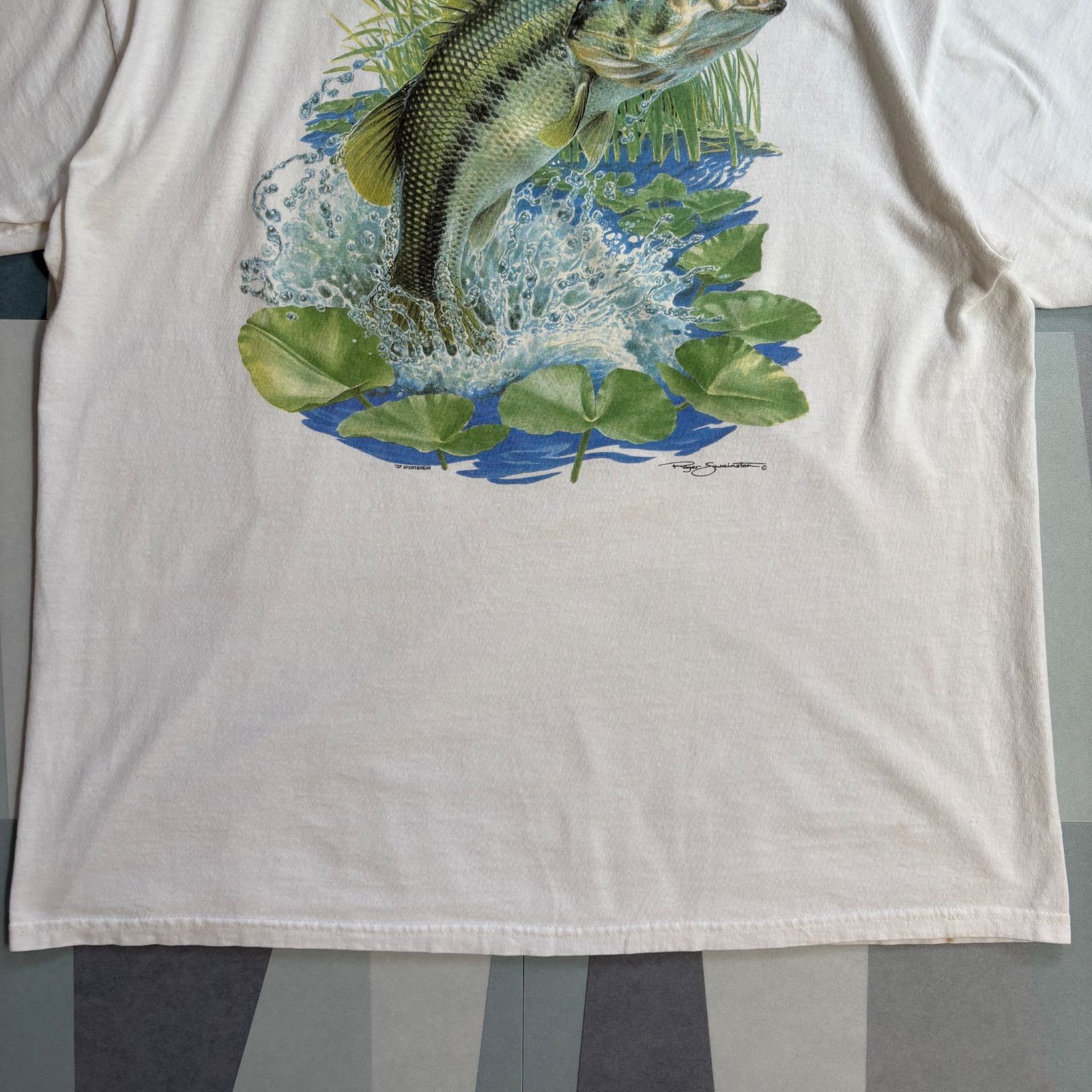 https://assets.mercari-shops-static.com/-/large/plain/2JVHFfinLmejhk2sP87uBd.jpg@jpg