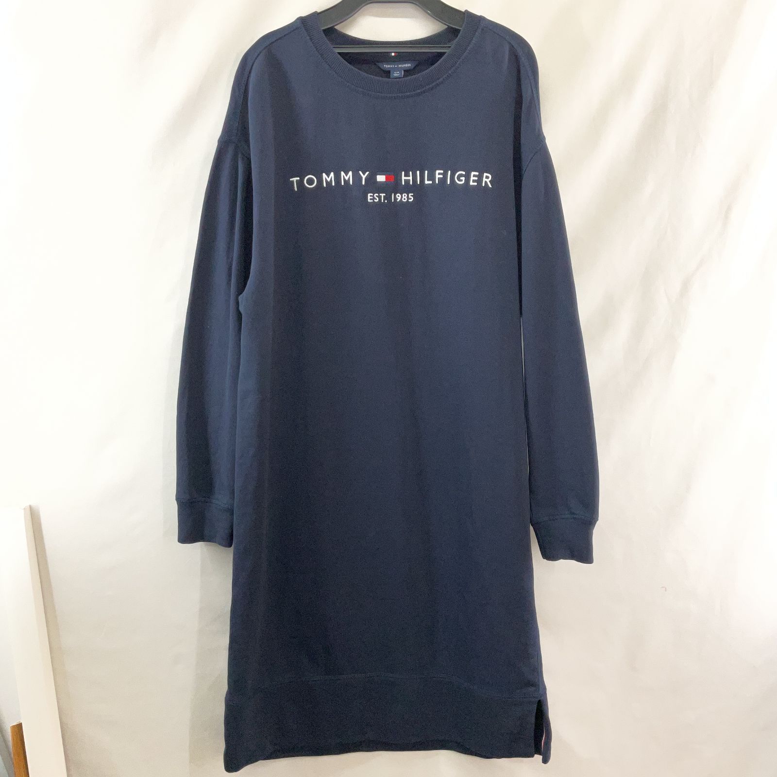 TOMMY HILFIGER／トミーヒルフィガー スウェットワンピース 紺系 