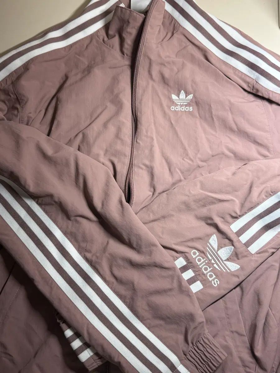 正規品 adidas アディダス ピンク ウィンドブレーカー S