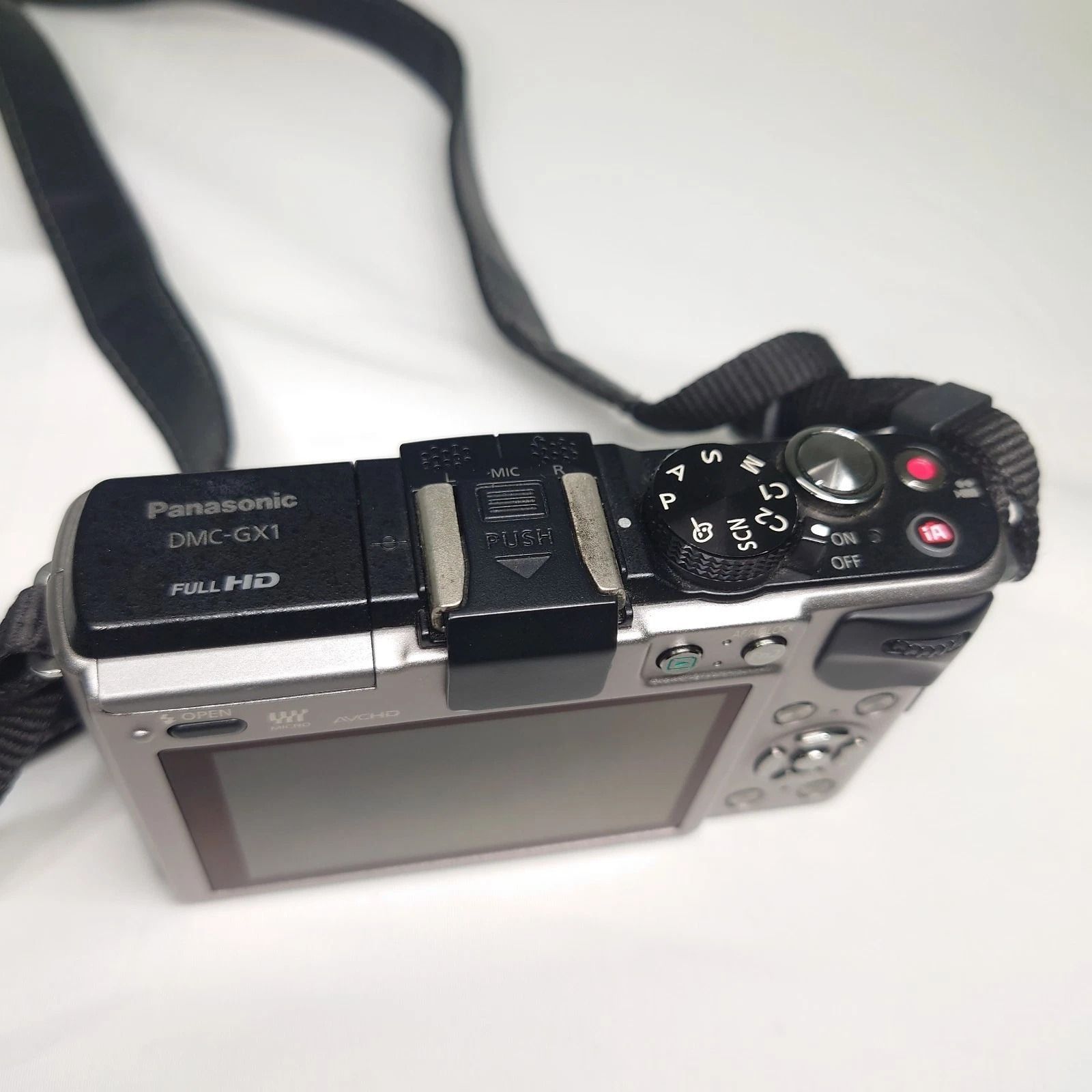 Panasonic LUMIX DMC-GX1,14-42mmレンズ H-PS14042 シャッター回数