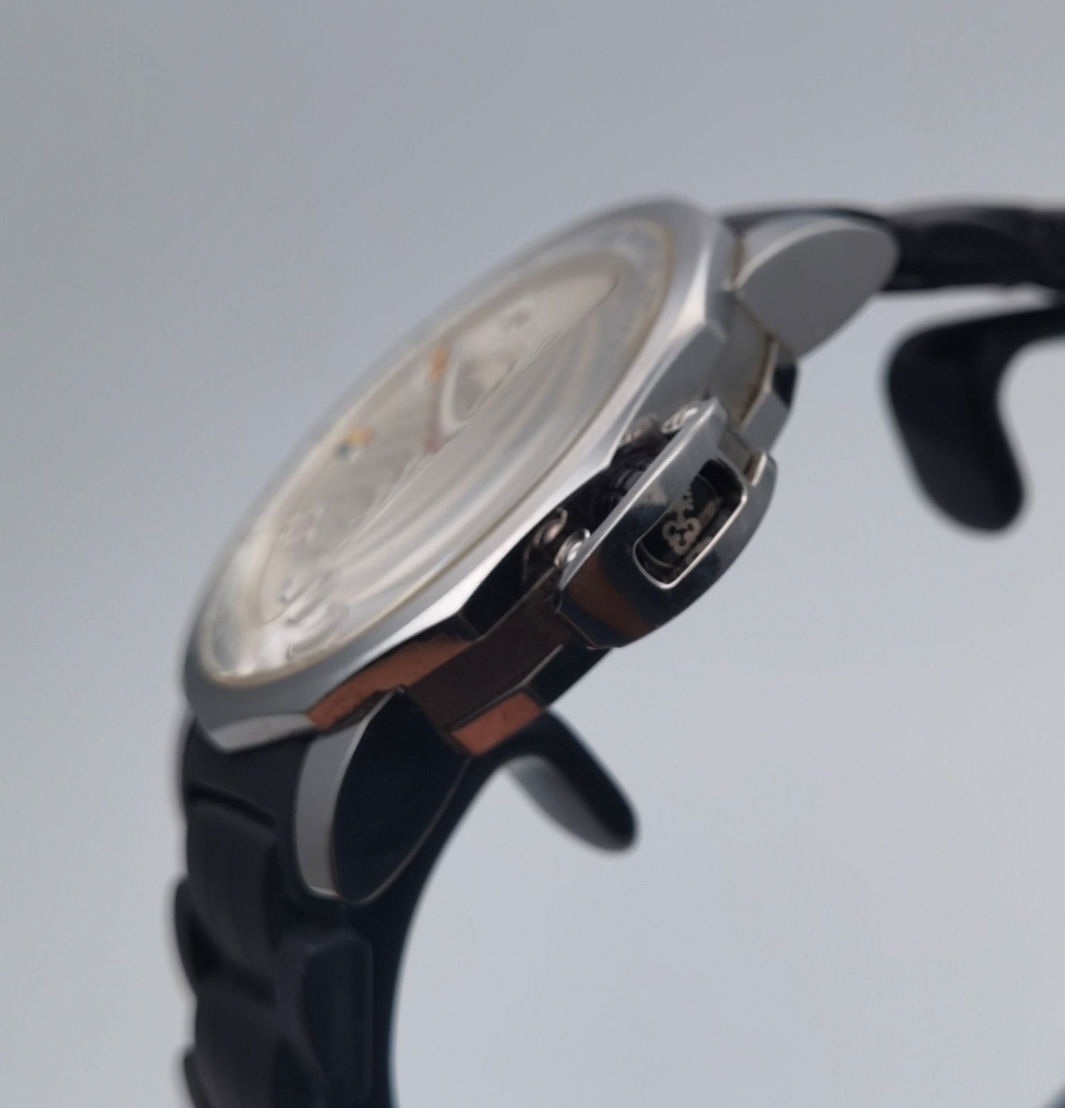 中古 コルム CORUM アドミラルズカップ トロフィー41 082.830.20 