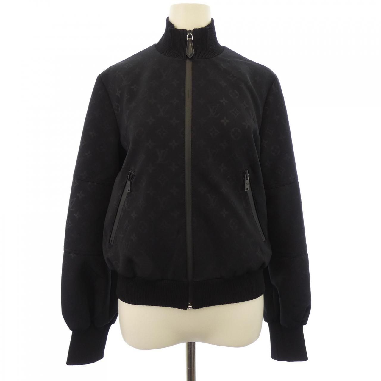 ルイヴィトン LOUIS VUITTON エンボスモノグラム FMJA26D97 ブルゾン 150,300円