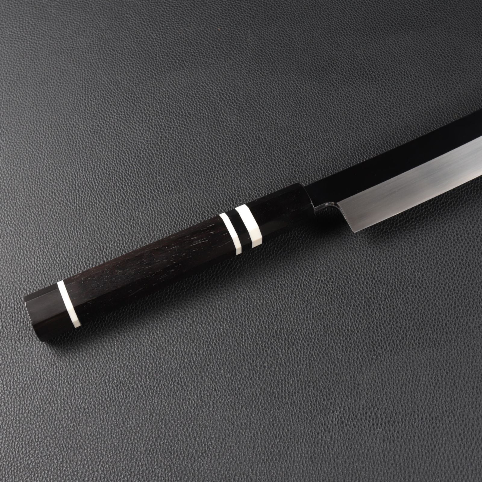 10968鬼反り先丸包丁尺二鏡面仕上げ刺身包丁 刃は究極の切れ味黒檀黒