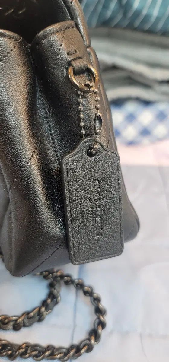 COACH キルティング ショルダーバッグ 黒