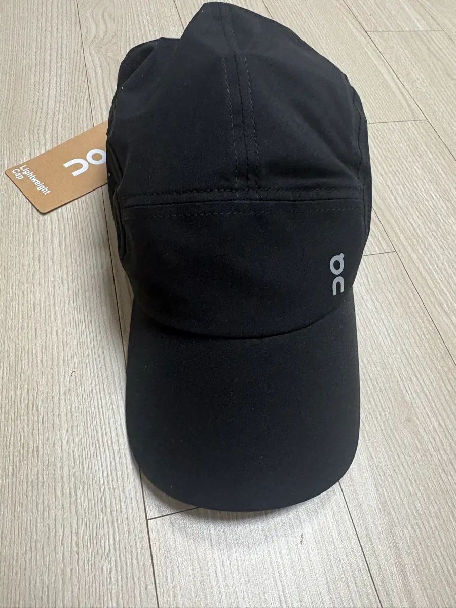 オンランニング キャップ 帽子 (新品)