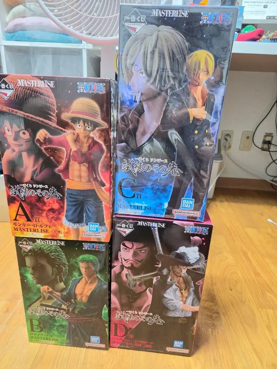 ONE PIECE 一番くじ 試練を越えて (モンキー・D・ルフィ, ゾロ, サンジ, ミホーク) 31,810円