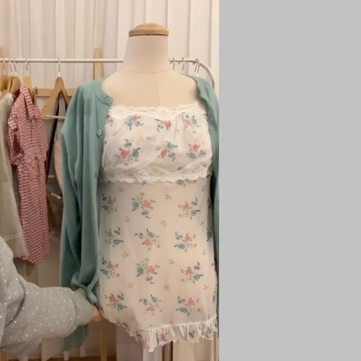 ヴィンテージ UNIQLO ユニクロ ミント シースルー フラワー ノースリーブ セットアップ 8,380円