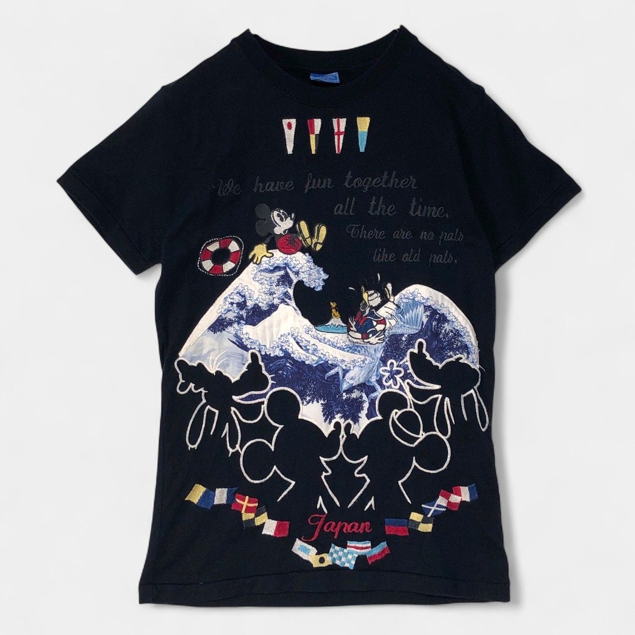 カールヘルム　ディズニー　コラボ　ブラック　刺繍　半袖Tシャツ
