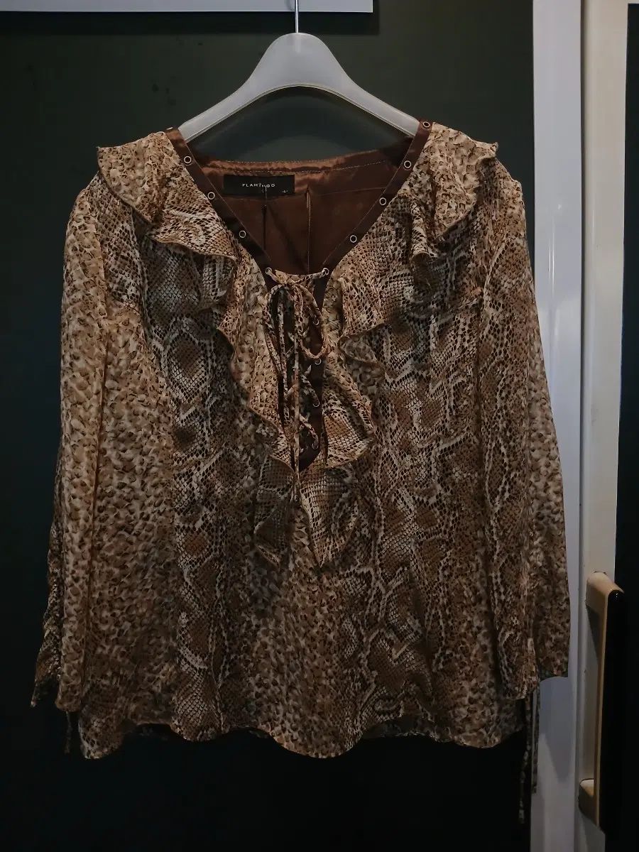 新品 フラミンゴ シフォンブラウス