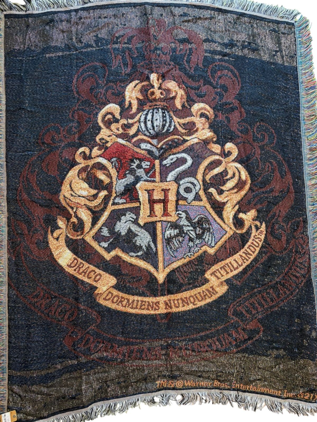 ⑤HARRY POTTER ホグワーツ紋章 ゴブラン織り ブランケット