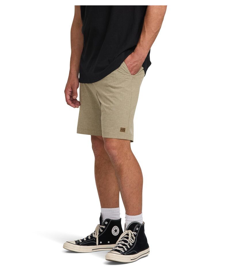 ビラボン メンズ ボトムス ハーフパンツ・ショーツ Billabong 19 Crossfire Submersible Khaki カーキ