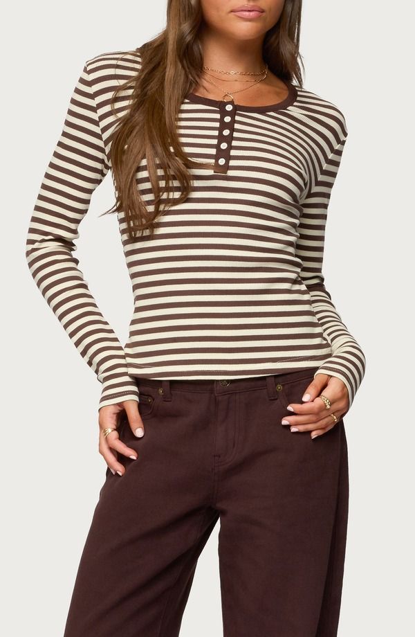 アディクテッド レディース トップス シャツ EDIKTED Roma Stripe Rib Henley Top BROWN ブラウン 7,546円