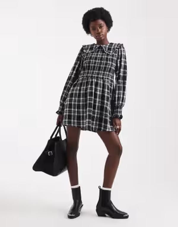 ウェンズデーガール レディース トップス ワンピース ミニ Wednesdays Girl collar detail plaid mini shir red smock dress Black ブラ