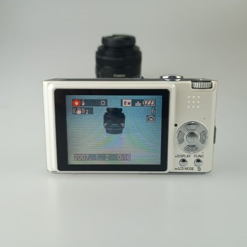 カメラ Panasonic LUMIX DMC-FX33 White コンパクトデジタルカメラ