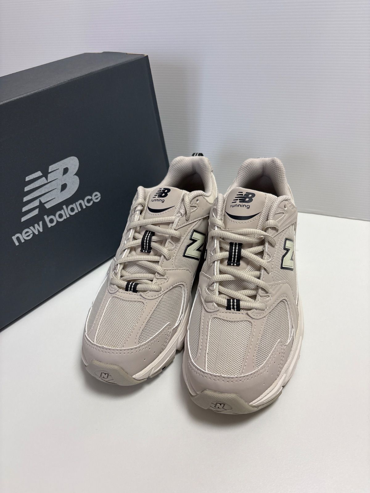 NEW BALANCE MR530SH 23センチ