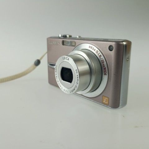カメラ Panasonic LUMIX DMC FX30 コンパクトデジタルカメラ デジカメ /