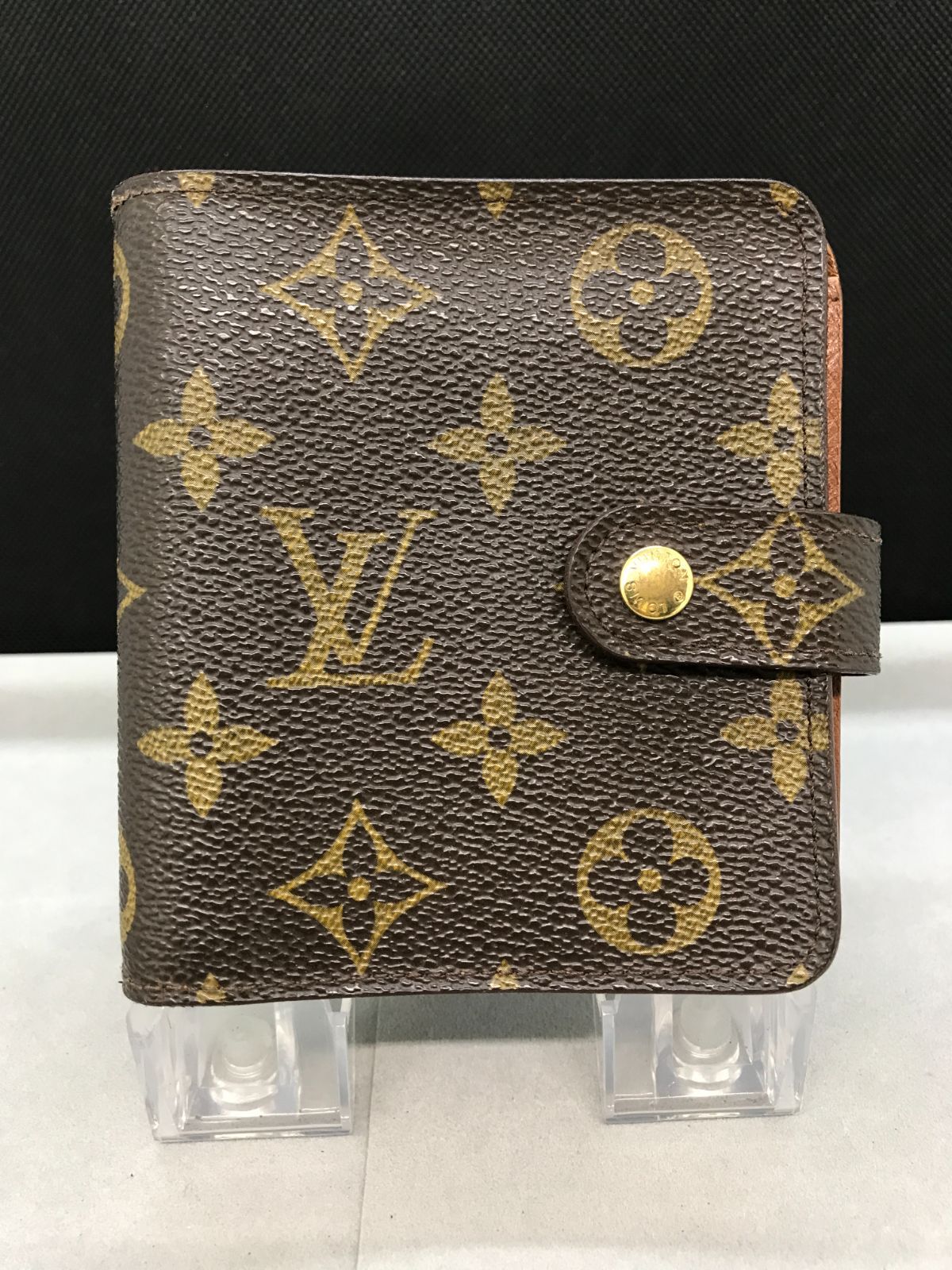 LOUIS VUITTON　ルイヴィトン　二つ折り財布　コンパクトジップ　モノグラム　2946