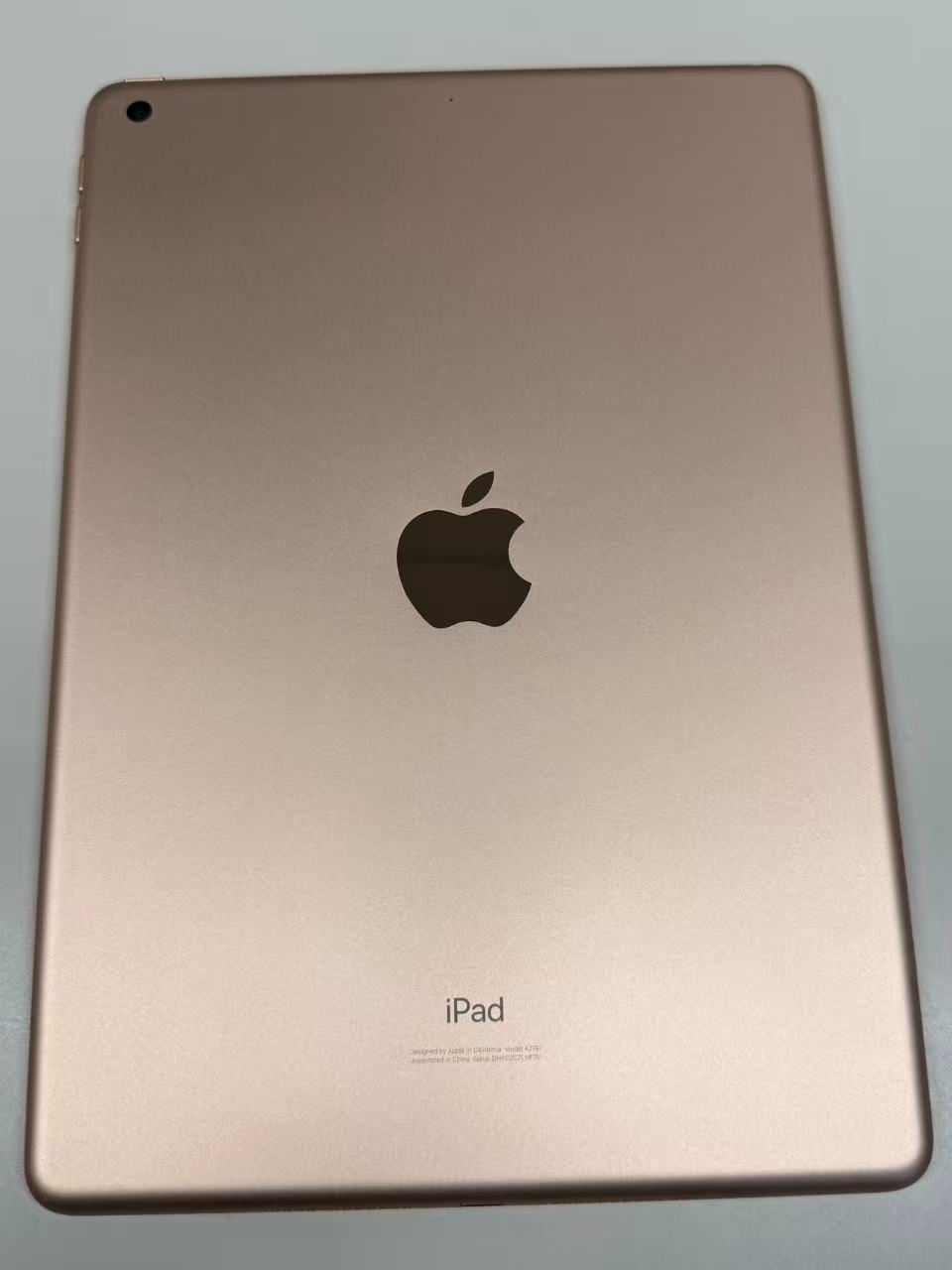iPad 第7世代　A2197 Wi-Fiモデル　ゴールド　128GB 美品#5 美品 iPad 第7世代 128GB ゴールド Wi-Fi - メルカリ