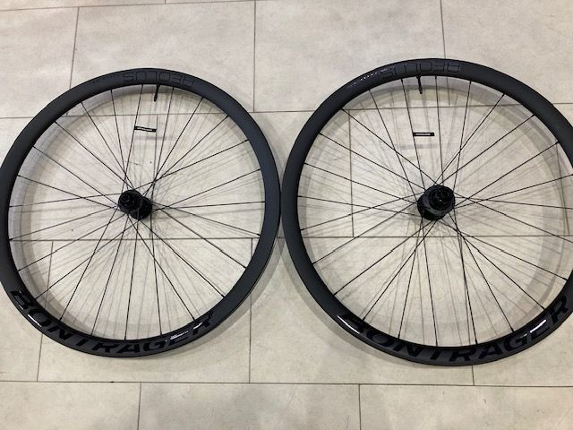 新品　BONTRAGER　アイオロス　ELITE35　TLR完組ホイール