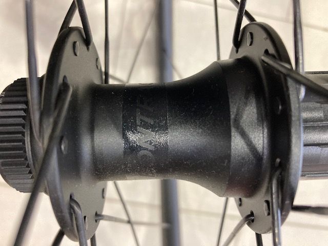 新品　BONTRAGER　アイオロス　ELITE35　TLR