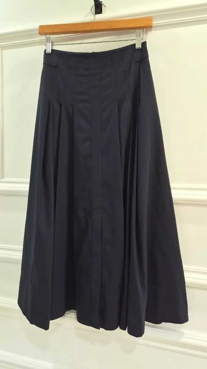 itMICHAA イッミシャ ネイビー ロング スカート