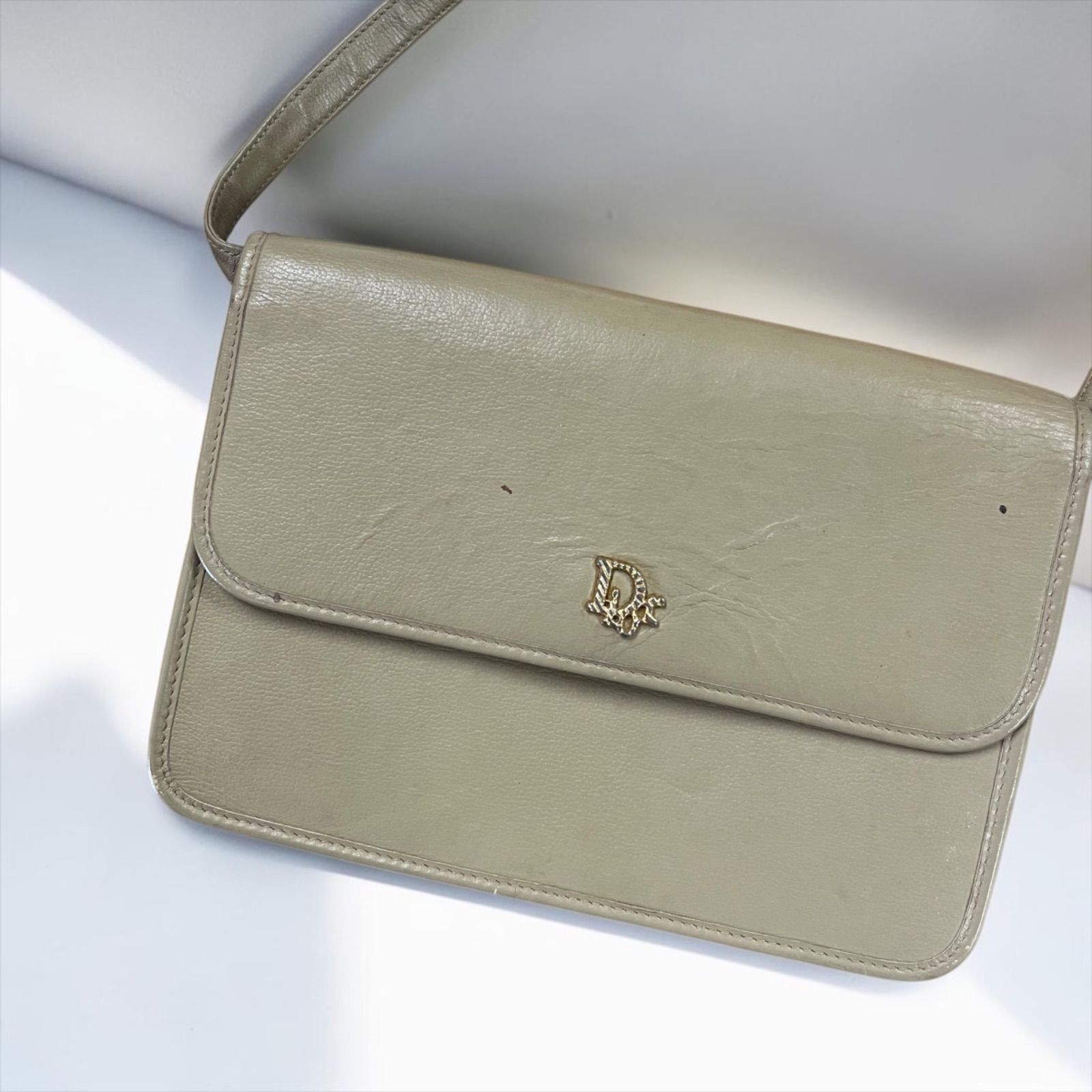 Christian Dior ショルダーバッグ ヴィンテージ クリスチャンディオール ベージュ レザー フラップデザイン