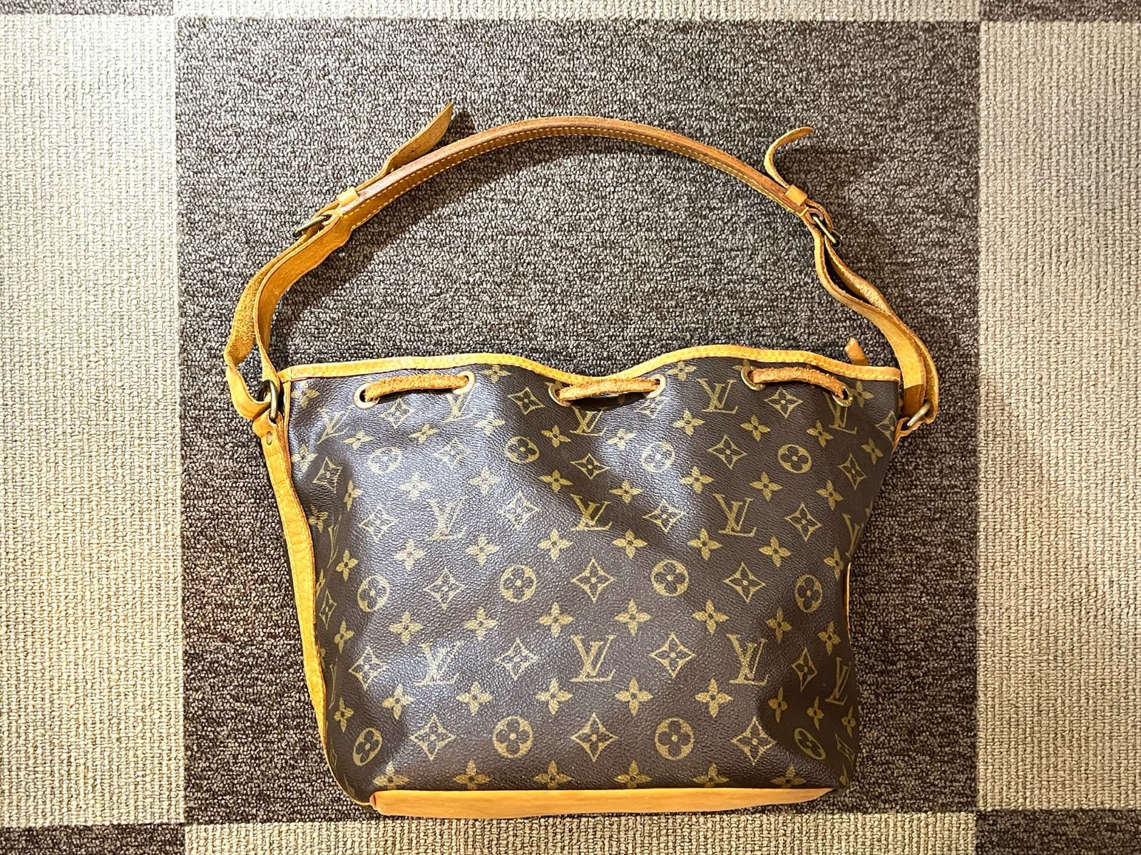 ▽Louis Vuitton　ルイヴィトン　モノグラム　プチノエ　ショルダーバッグ　▽11391