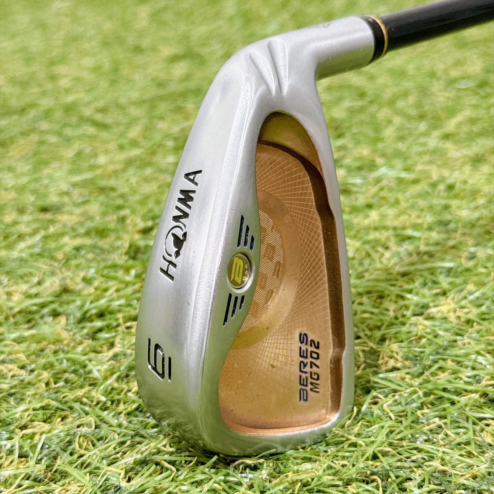 最高級 本間ゴルフ ホンマ ベレス HONMA BERES MG702 アイアン 6番 10番 星3 R 右利き 【H122】