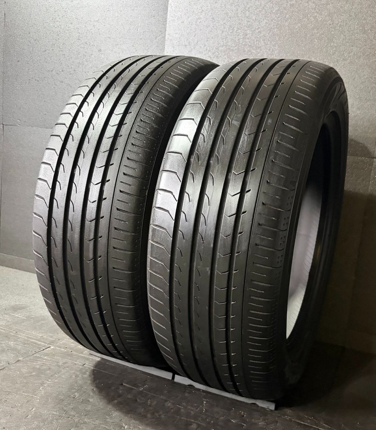 2023年製 約6.2mm ヨコハマ　YOKOHAMA ブルーアース　BluEarth RV03 215/55R17 2本 送料無料(一部除く) h_2960