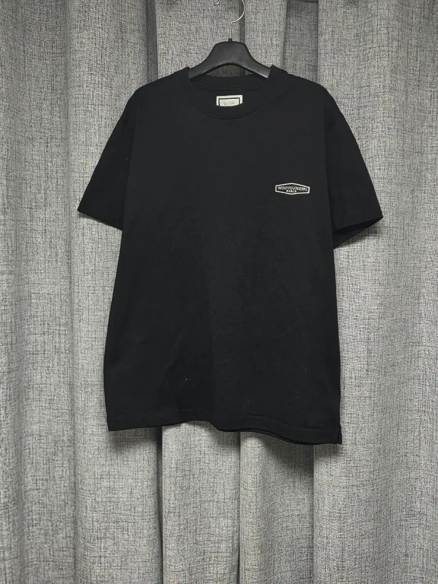 44size/正規品 ウーヨンミ バックロゴ 半袖 ブラック 12,016円