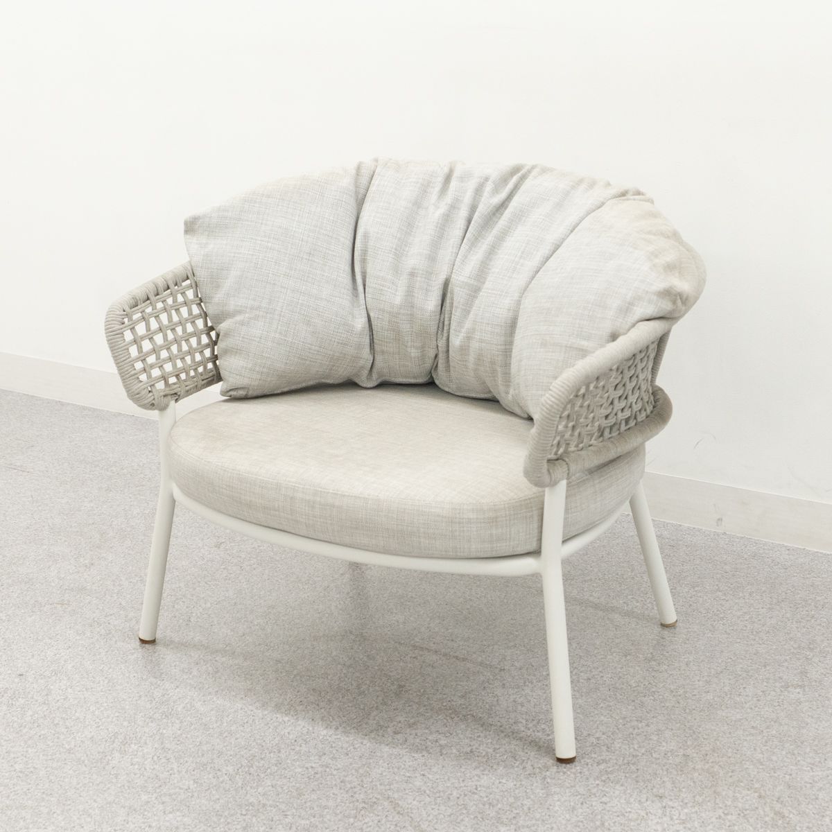 【Dランク】Talenti / タレンティ / Moon Collection LIVING ARMCHAIR / ムーン コレクション リビングアームチェア / アームチェア / ファブリック / グレー / クリスティアン・ヴィセンティン / 定価42万円