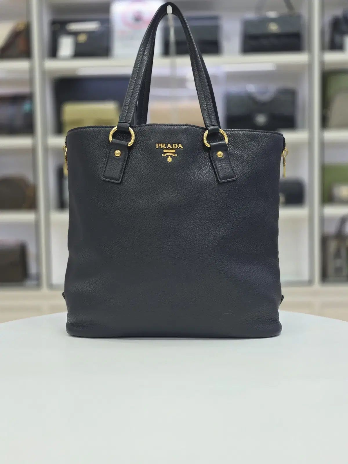 PRADA vitello dainno ジップアップ ショルダーバッグ BR4372 47,305円