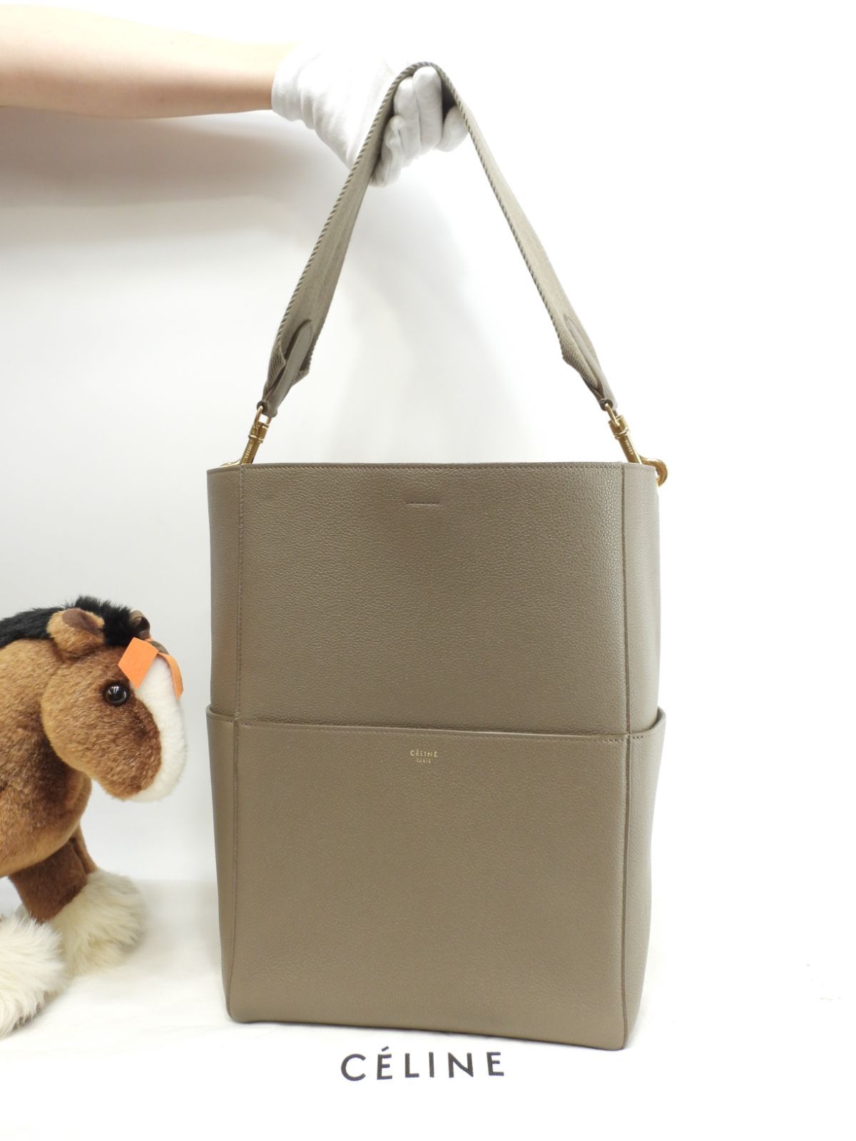 セリーヌ サングルバケット レザー スリ セミショルダーバッグ ホーボーバッグ 美品@F-CA-2177 81,400円