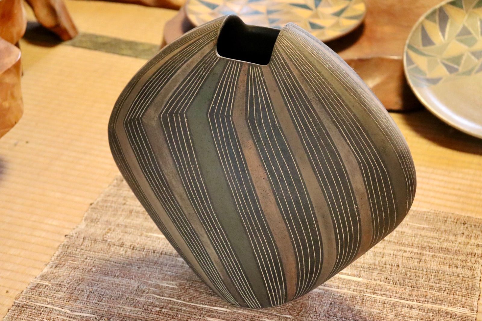 壺 花瓶 丹波焼 立杭焼 市野悟 一輪挿し 花器 陶器 花入 花入れ 記念品