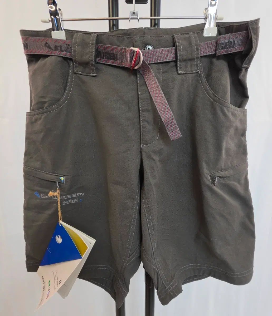 クレッタルムーセン レディース Northus Shorts 新品 S 31 32インチ