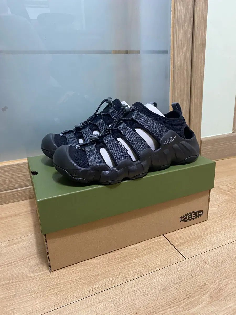 キーン ハイパーポート H2 サンダル ブラック 265 19,125円