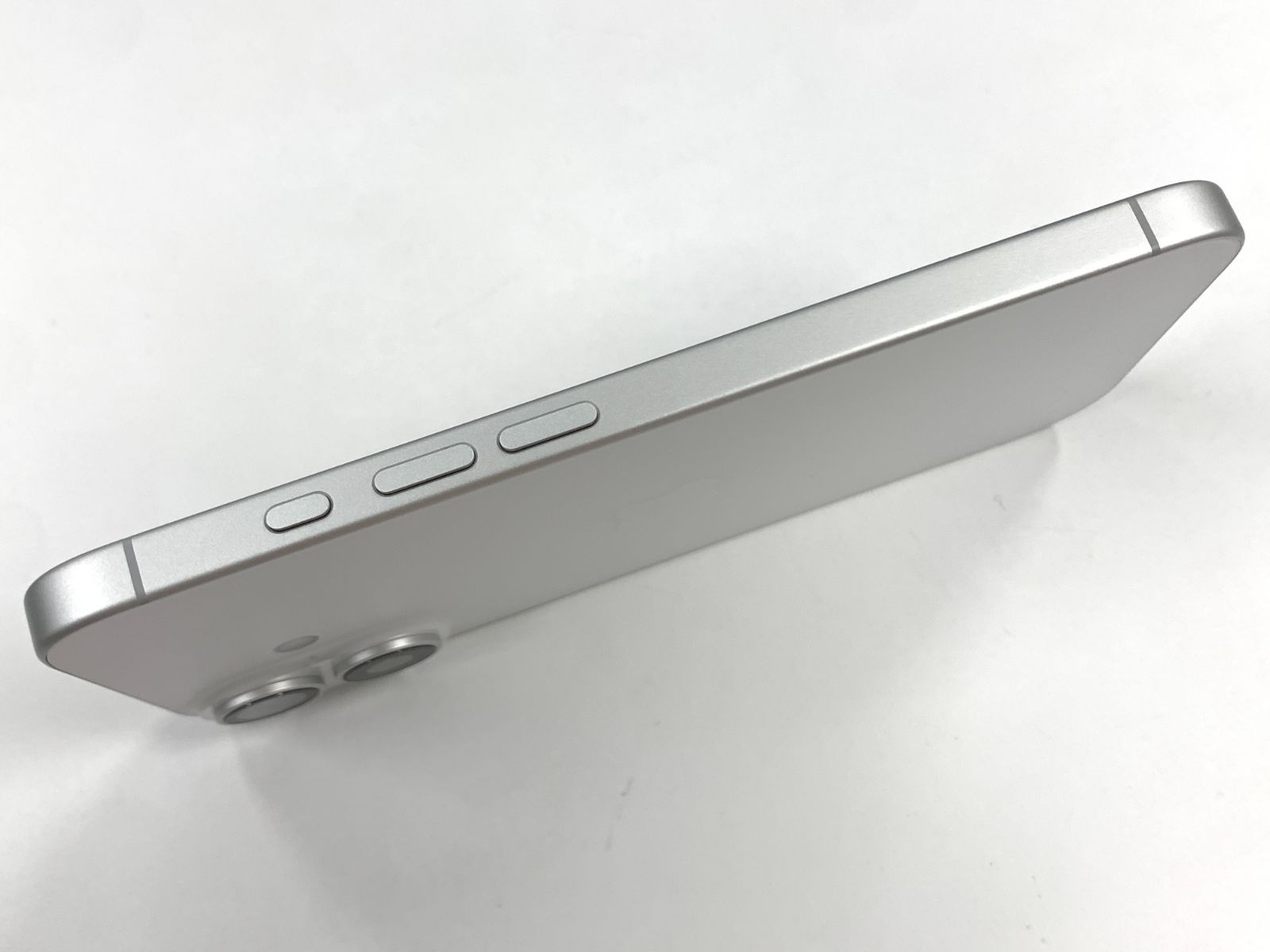 ジャンク iPhone17 256GB ホワイト SIMフリー - メルカリ